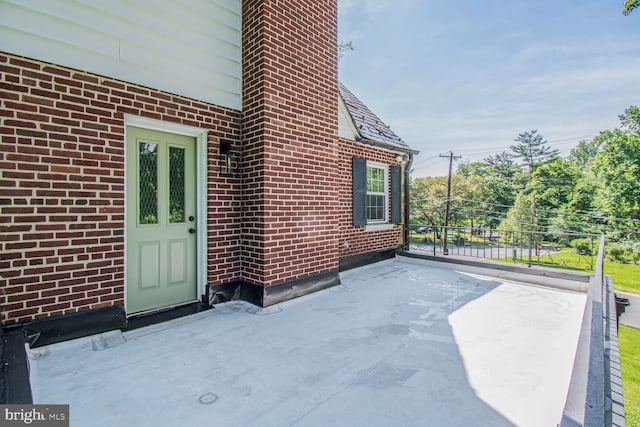 6911 Wells Pkwy, University Park, MD 20782 - view of patio / terrace