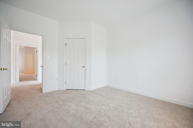 13901 Chatterly Pl, Germantown, MD 20874 - carpeted empty room with baseboards