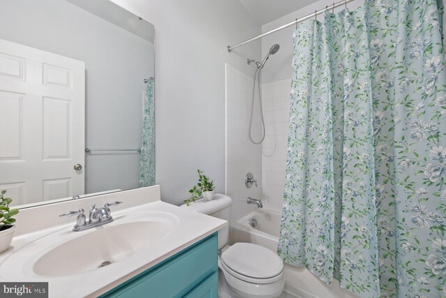 full bath featuring vanity, toilet, and shower / bathtub combination with curtain