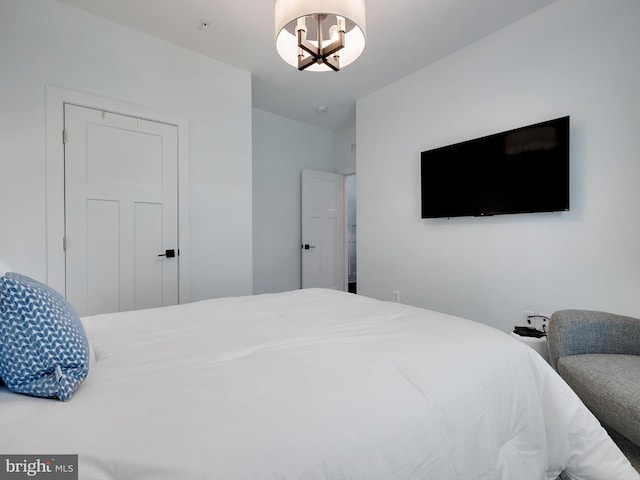9929 Pesade Way, Upper Marlboro, MD 20772 - bedroom with a chandelier