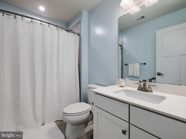 9929 Pesade Way, Upper Marlboro, MD 20772 - full bath featuring toilet, vanity, recessed lighting, and a shower with shower curtain