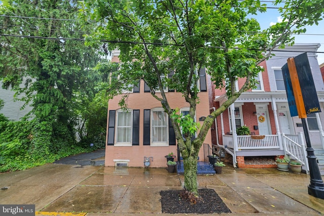 304 W S St, Frederick, MD 21701 - view of property with brick siding