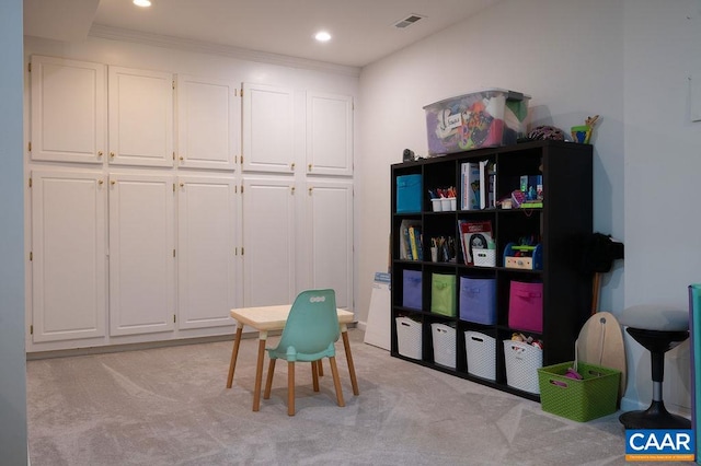 rec room featuring visible vents, recessed lighting, and light carpet