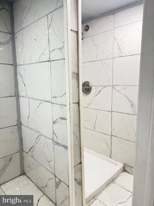 2526 W Franklin St, Baltimore, MD 21223 - full bathroom with a stall shower
