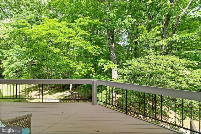 11645 Newbridge Ct, Reston, VA 20191 - view of wooden deck