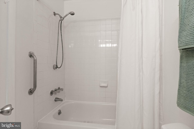 11645 Newbridge Ct, Reston, VA 20191 - full bathroom featuring shower / bath combo with shower curtain and toilet