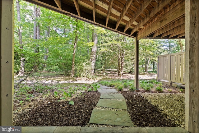 11645 Newbridge Ct, Reston, VA 20191 - view of yard