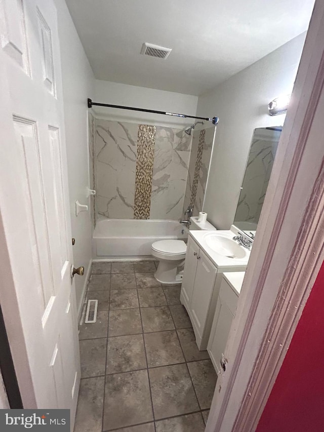 465 Barrister Pl, Dover, DE 19901 - full bath with bathing tub / shower combination, vanity, toilet, and visible vents