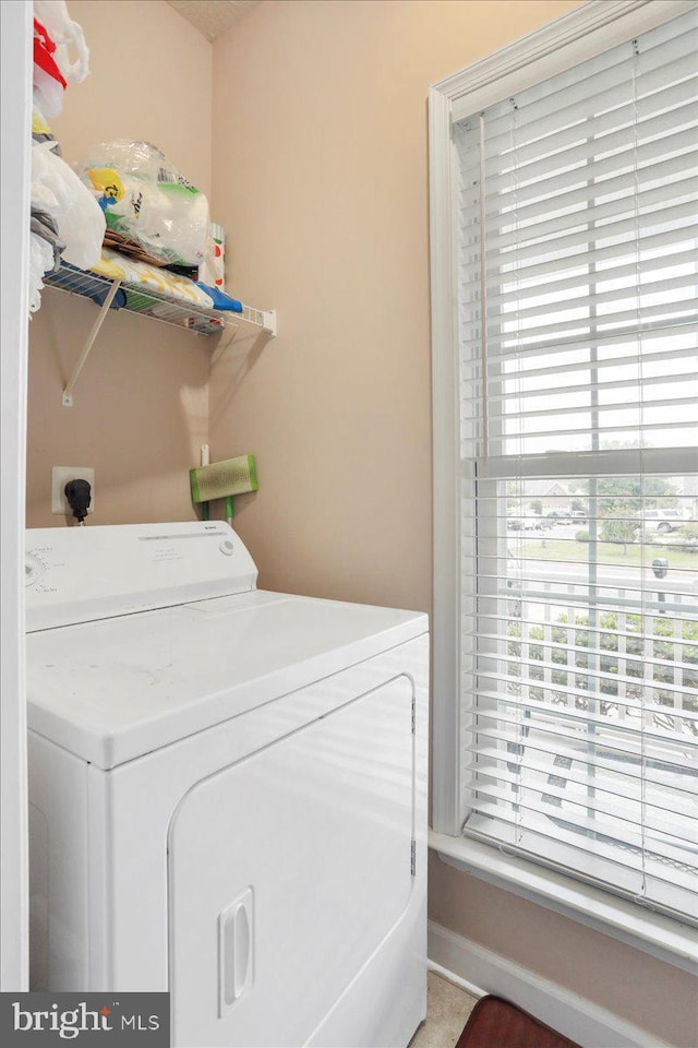 103 Potters Cir, Strasburg, VA 22657 - laundry room featuring washer / clothes dryer