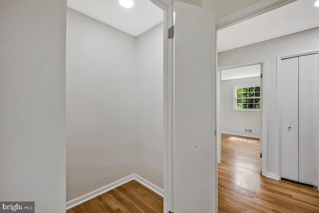 205 Dunbeath Ct, Lutherville Timonium, MD 21093 - corridor featuring wood finished floors, baseboards, and recessed lighting