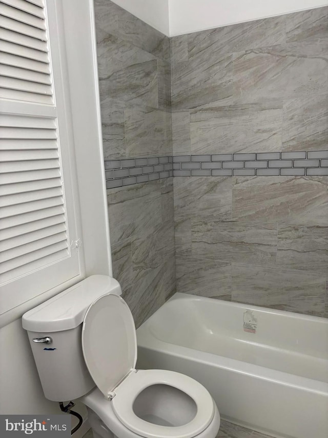 9016 Samoset Rd, Randallstown, MD 21133 - full bath with shower / bathtub combination and toilet