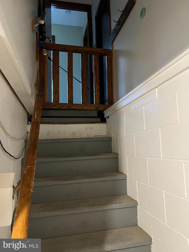 265 Asbury Rd, Egg Harbor Township, NJ 08234 - stairs with concrete block wall