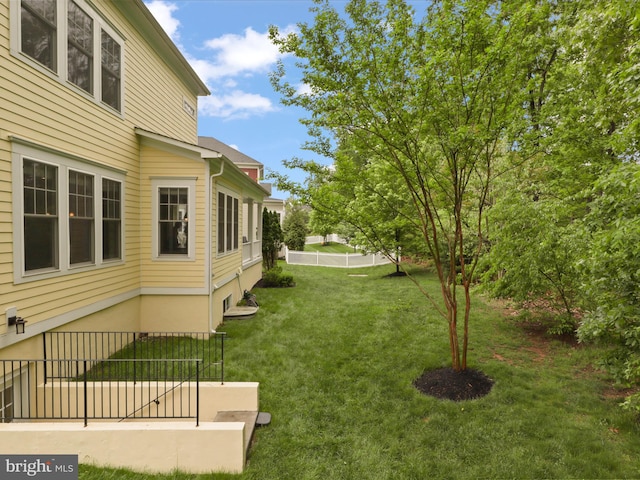 41909 Paddock Gate Pl, Ashburn, VA 20148 - view of green lawn