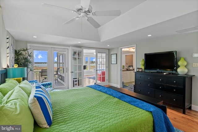 5419 Ragged Point Rd, Cambridge, MD 21613 - bedroom featuring access to exterior, wood finished floors, recessed lighting, baseboards, and ceiling fan