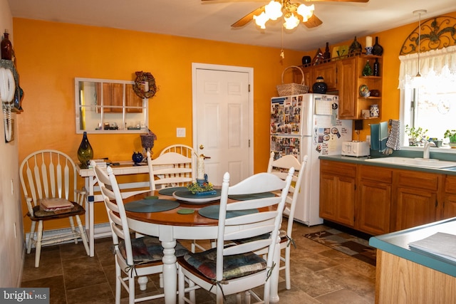 216 Laurel Ct, Pine Grove, PA 17963 - dining space featuring a ceiling fan