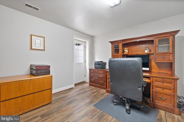 11406 Royal Vw, North Potomac, MD 20878 - home office with wood finished floors and baseboards