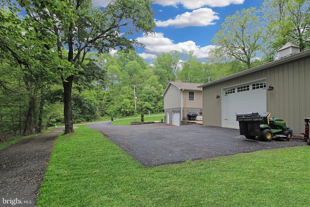 19 Old Hilltop Rd, Conowingo, MD 21918 - view of home's exterior with a yard and a garage