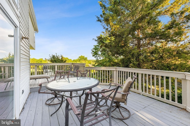 3401 Kidder Rd, Clinton, MD 20735 - view of wooden terrace