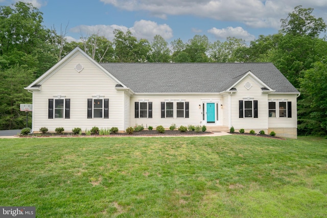 13647 Van Doren Rd, Manassas, VA 20112 - ranch-style home with a front yard and roof with shingles