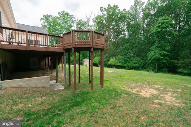 13647 Van Doren Rd, Manassas, VA 20112 - view of grassy yard with a wooden deck