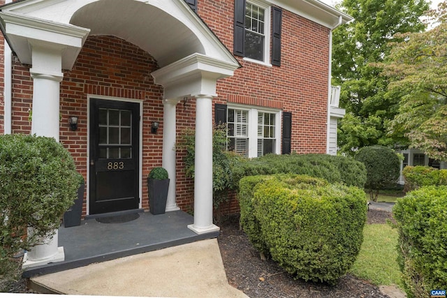 883 Locust Ave, Charlottesville, VA 22902 - doorway to property featuring brick siding