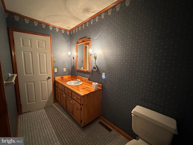 15004 Burnt Mill Rd, Shippensburg, PA 17257 - bathroom featuring vanity, toilet, wallpapered walls, and baseboards