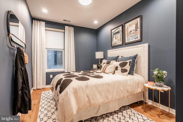 2001 Richmond St Unit 23B, Philadelphia, PA 19125 - bedroom featuring baseboards, recessed lighting, wood finished floors, and visible vents