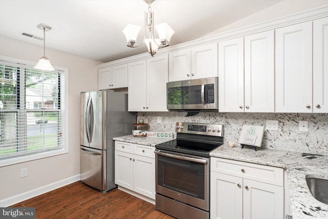 9 Fernwood Ct, Columbus, NJ 08022 - kitchen featuring appliances with stainless steel finishes, dark wood-style floors, tasteful backsplash, and white cabinets
