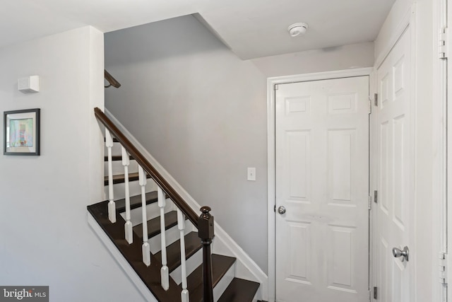 202 Trail Ct, Sterling, VA 20164 - stairway with baseboards