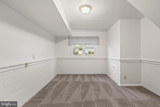 100 Furnlea Dr, Glen Burnie, MD 21060 - unfurnished room with carpet floors and a wainscoted wall