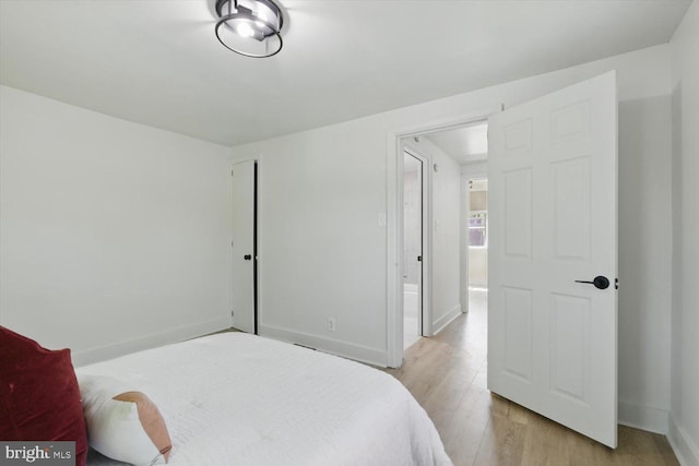 408 Fairview Ave, Lancaster, PA 17603 - bedroom with baseboards and light wood finished floors