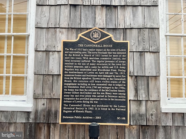 view of exterior details