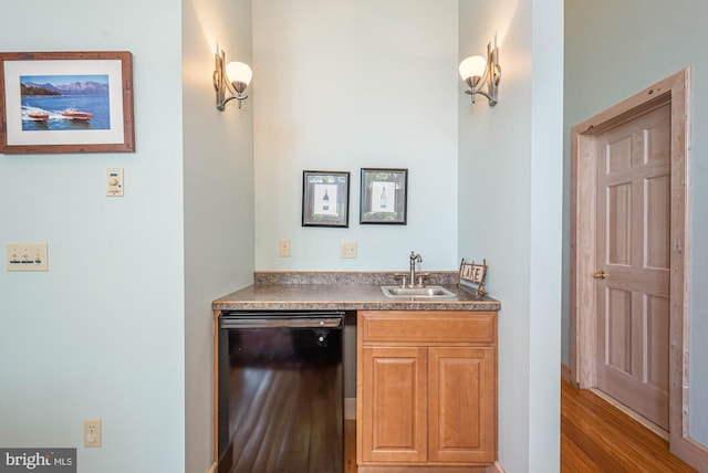 165 Westward Way, Mc Henry, MD 21541 - bar featuring a sink, indoor wet bar, fridge, and wood finished floors
