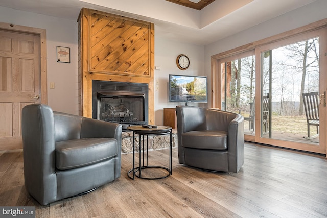 165 Westward Way, Mc Henry, MD 21541 - living area featuring wood finished floors and a fireplace
