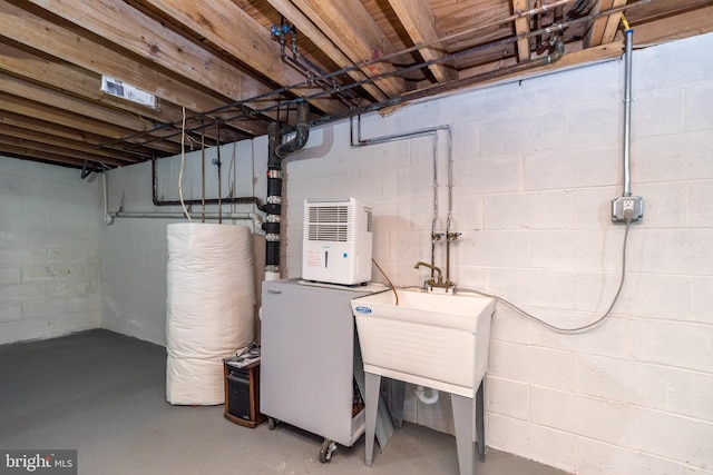 view of unfinished basement