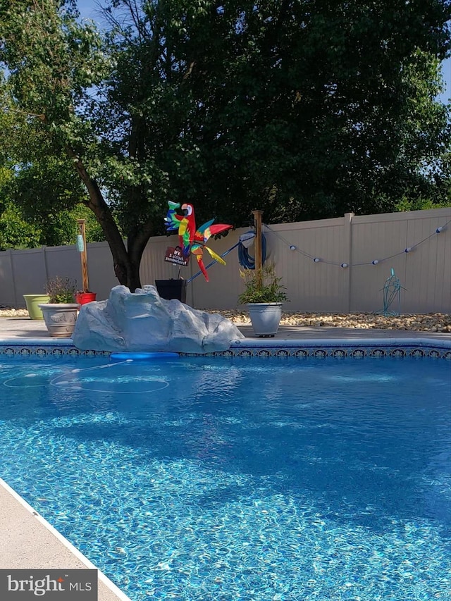 12553 Fawn Dr, Laurel, DE 19956 - view of swimming pool featuring a fenced backyard