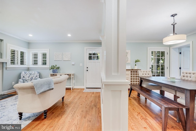 3207 19th St N, Arlington, VA 22201 - entrance foyer featuring crown molding, light wood-type flooring, recessed lighting, and baseboards
