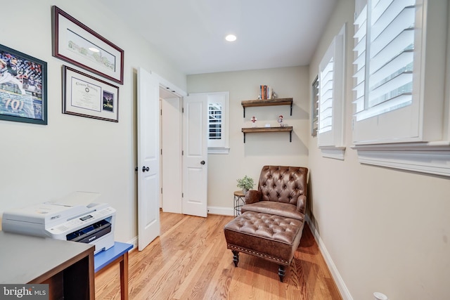 3207 19th St N, Arlington, VA 22201 - sitting room with light wood-type flooring, baseboards, and recessed lighting