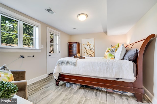 3207 19th St N, Arlington, VA 22201 - bedroom featuring baseboards and wood finished floors