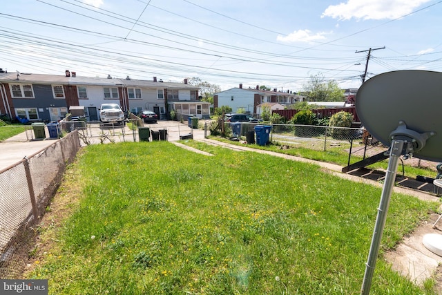view of yard featuring fence