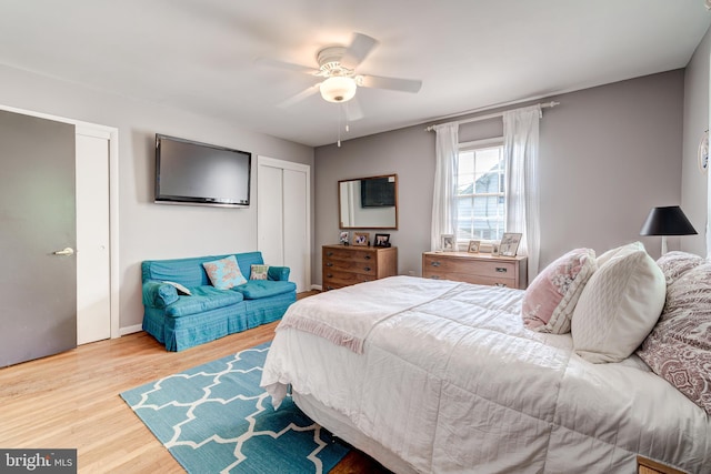 1109 Neal Dr, Alexandria, VA 22308 - bedroom with wood finished floors, baseboards, and a ceiling fan