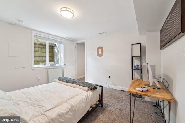 bedroom featuring carpet flooring, baseboards, and visible vents