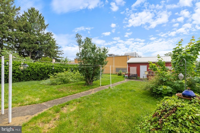 621 Gay St, Hanover, PA 17331 - view of grassy yard