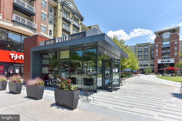 1101 S Arlington Ridge Rd Unit 1107, Arlington, VA 22202 - view of building exterior