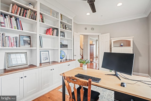office area featuring recessed lighting, crown molding, light wood-style flooring, and ceiling fan