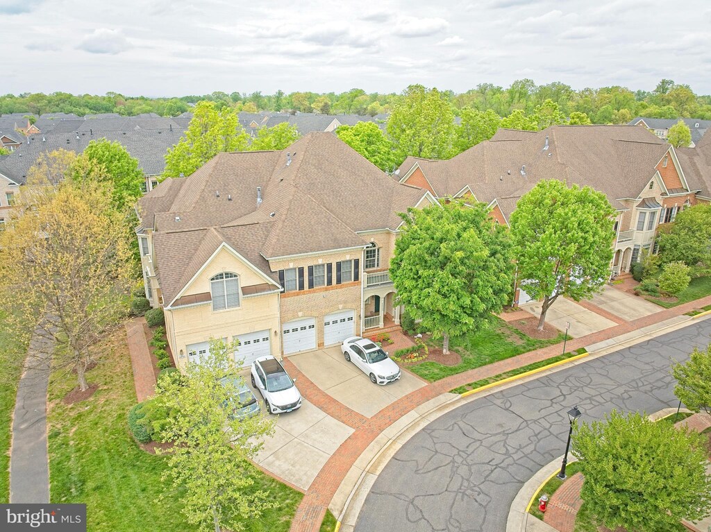 drone / aerial view with a residential view