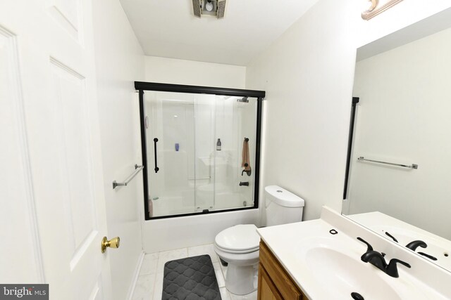 1117 Sterling Pl, Lancaster, PA 17603 - full bath featuring vanity, tile patterned flooring, visible vents, toilet, and enclosed tub / shower combo
