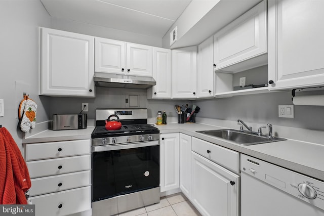 kitchen with stainless steel gas stove, white cabinetry, under cabinet range hood, a sink, and dishwasher
