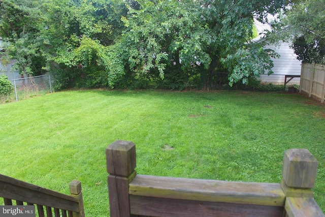 128 Fox Dr, Winchester, VA 22601 - view of yard