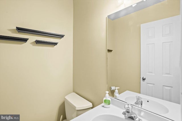 3161 Grande Oak Pl, Lancaster, PA 17601 - half bathroom with toilet and a sink